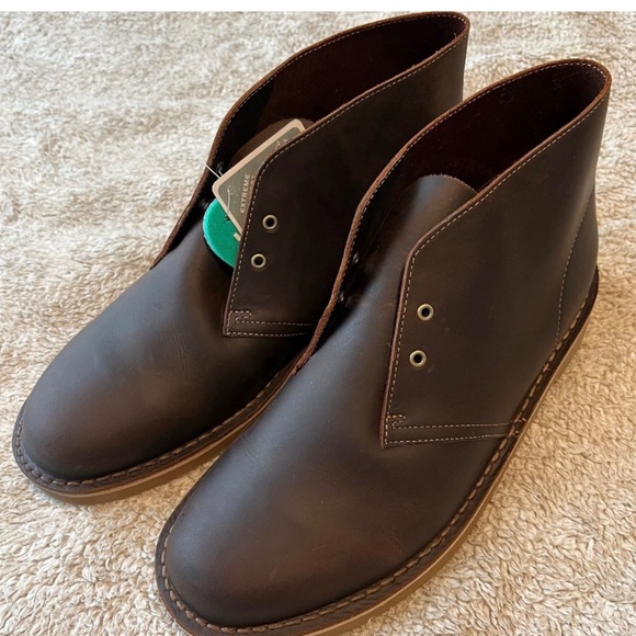 NWT Clarks Leather Chukka Boots (Men's) NO LACES - Picture 1 of 5